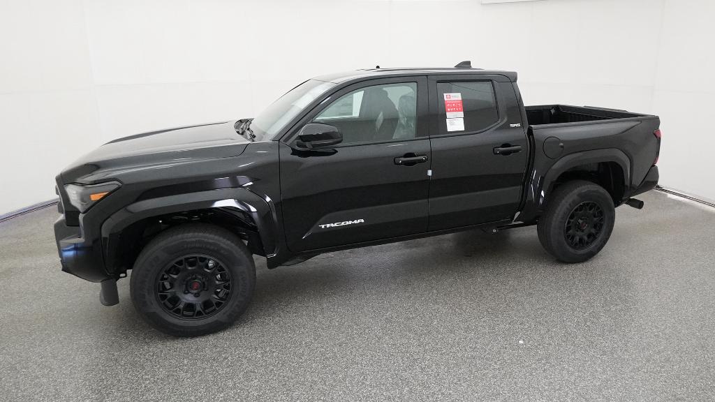 2025 Toyota Tacoma SR5 photo 3