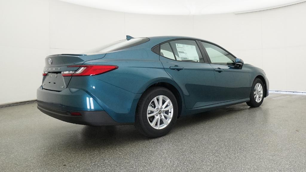2025 Toyota Camry LE photo 19