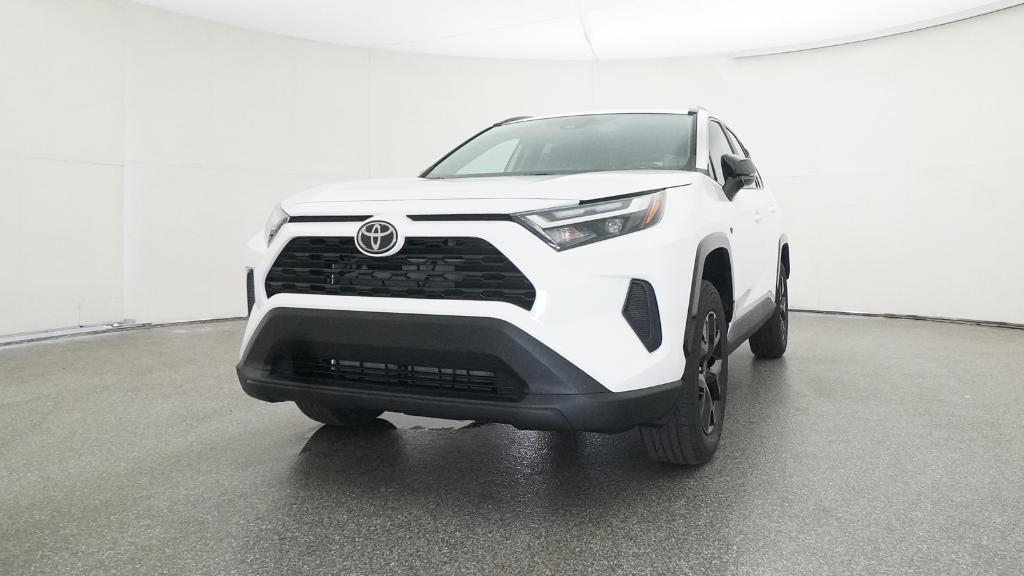 2025 Toyota RAV4 Hybrid XLE photo 4
