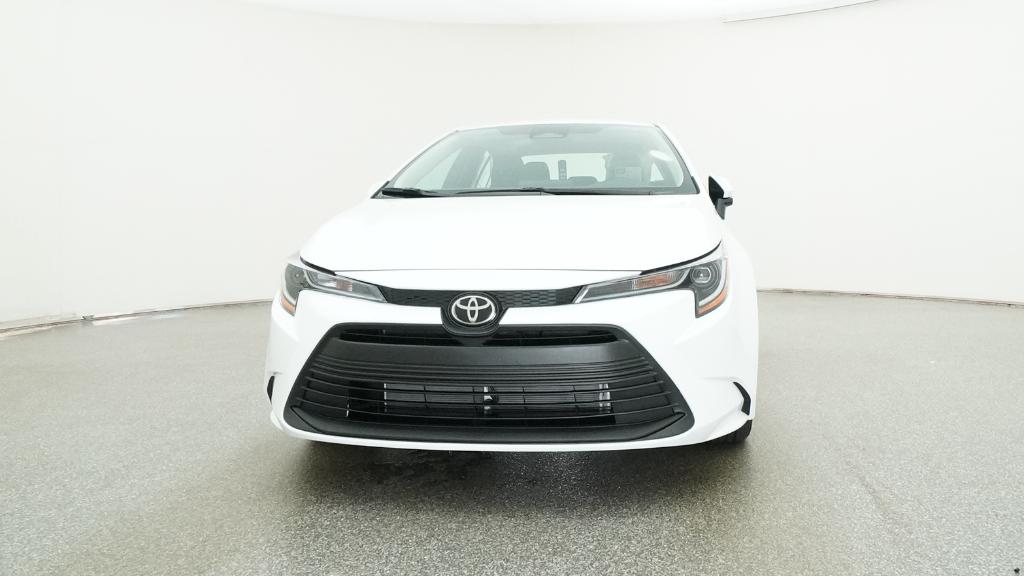 2025 Toyota Corolla LE photo 2