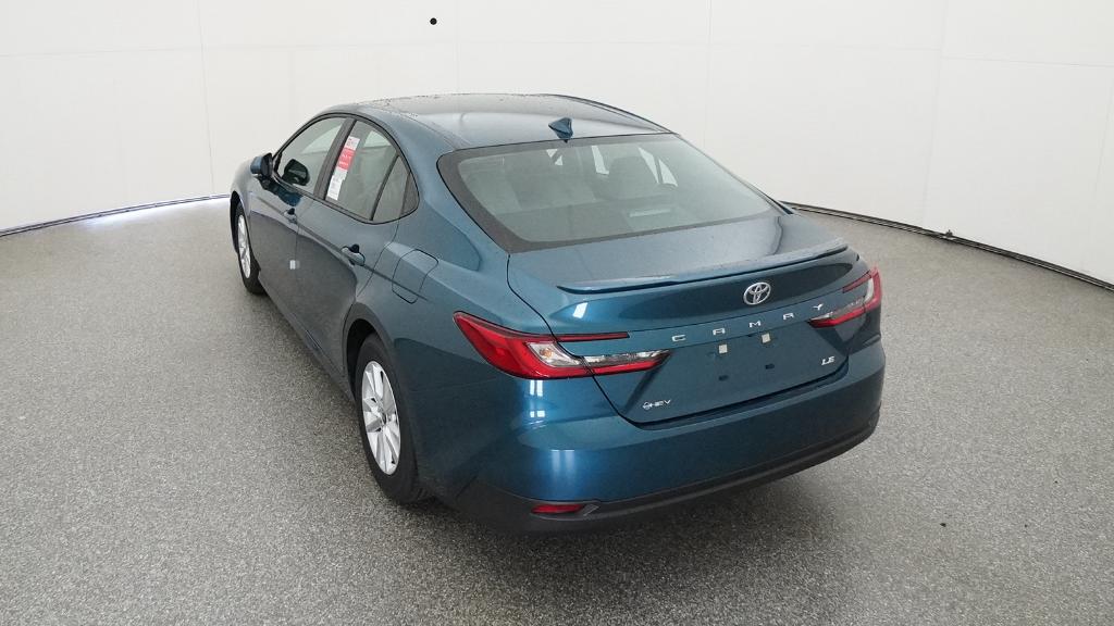2025 Toyota Camry LE photo 12