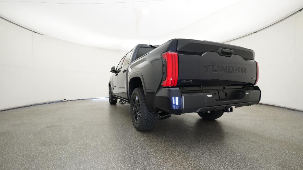 2026 Toyota Tundra SR5 CrewMax photo 3