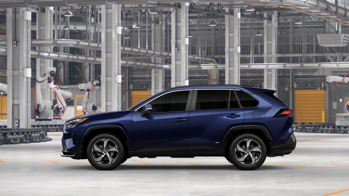 2025 Toyota RAV4 SE Hybrid photo 3