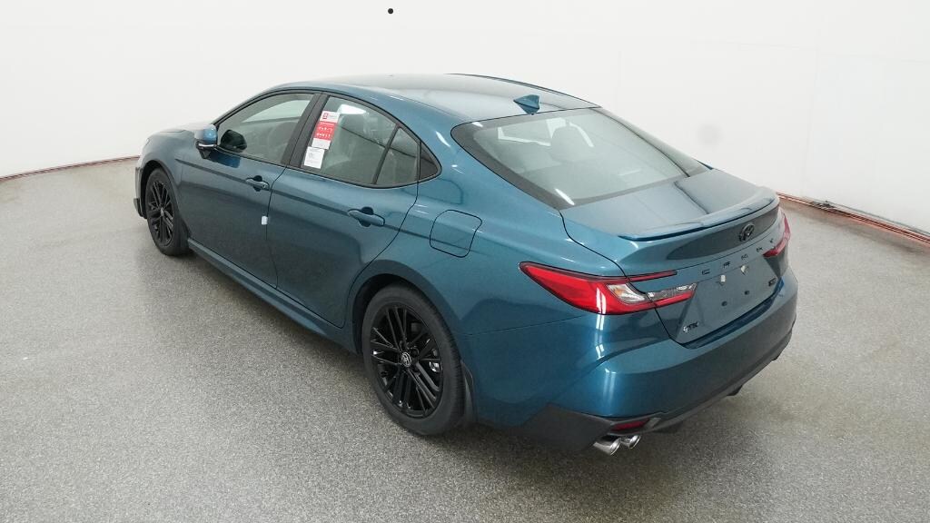 Used 2025 Toyota Camry SE Sedan