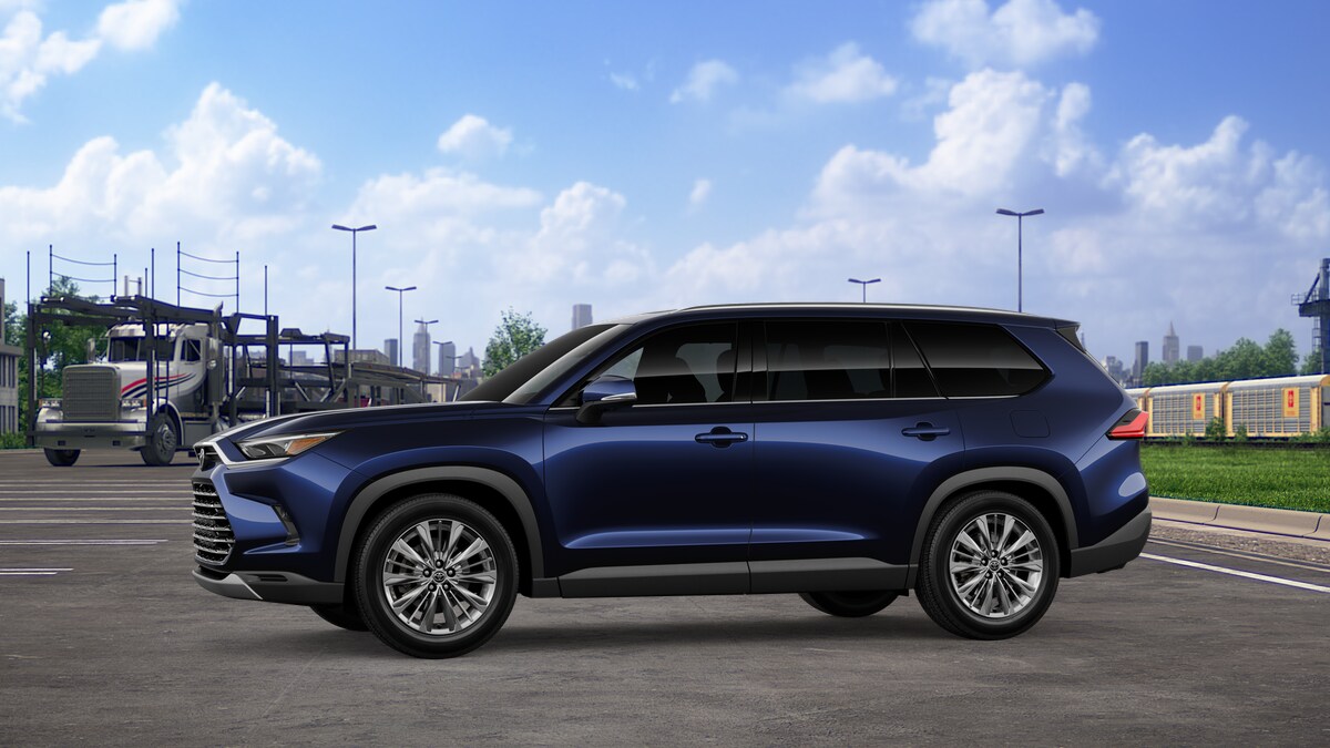 2026 Toyota Grand Highlander Platinum photo 3