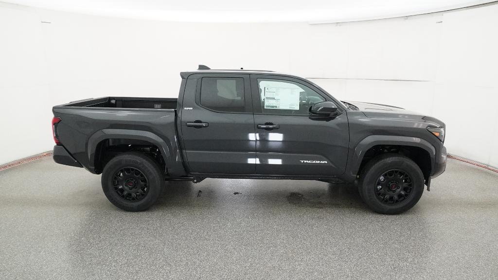 2025 Toyota Tacoma SR5 photo 35