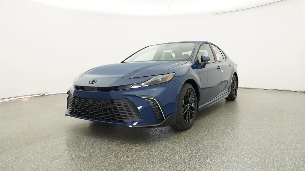 2026 Toyota Camry SE photo 4
