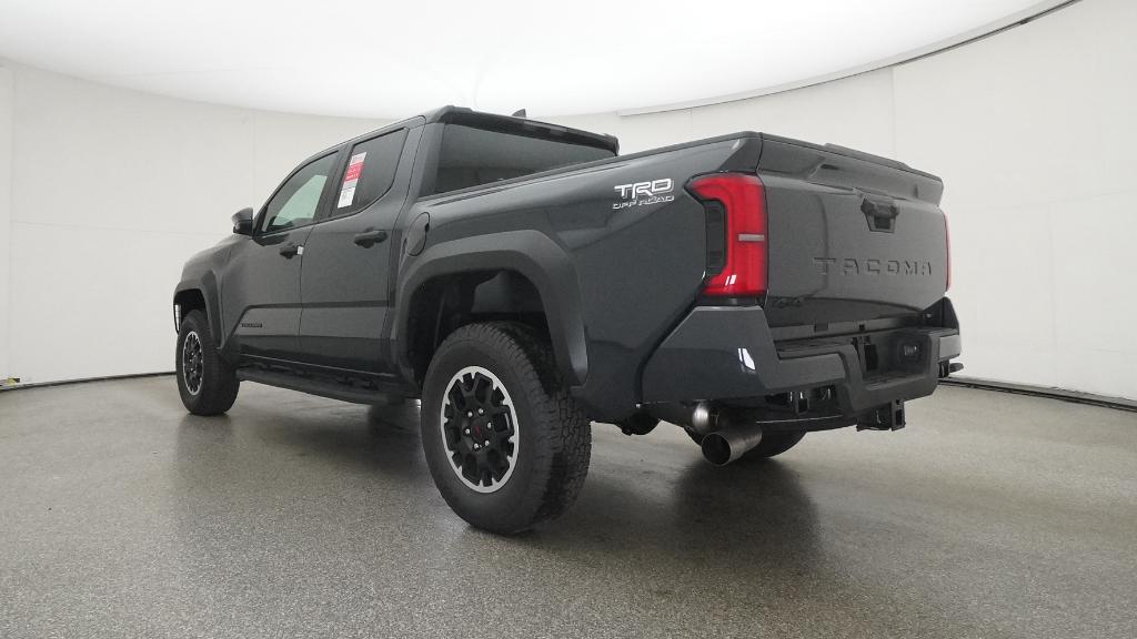2025 Toyota Tacoma TRD Off-Road Double Cab photo 3