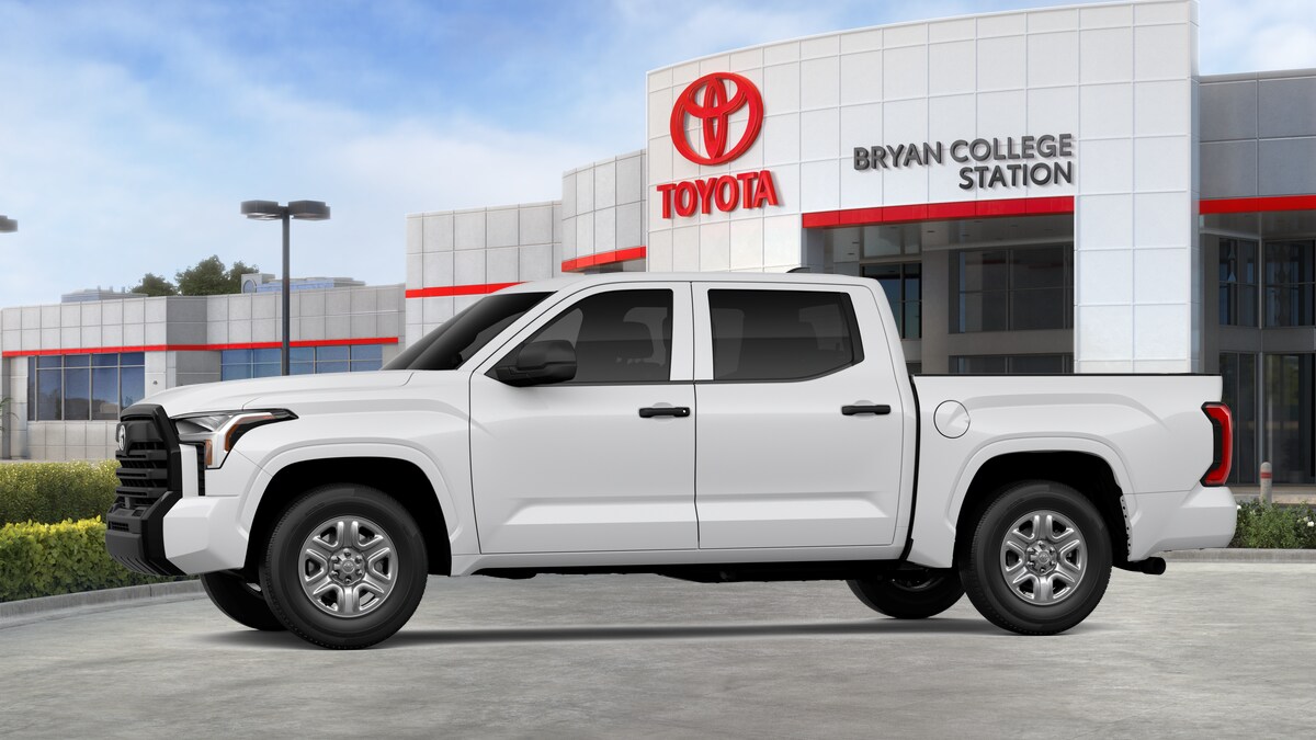 2026 Toyota Tundra SR CrewMax photo 3