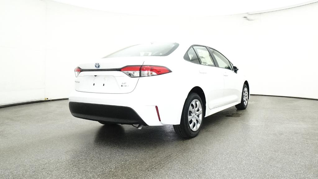 2025 Toyota Corolla Hybrid LE photo 30