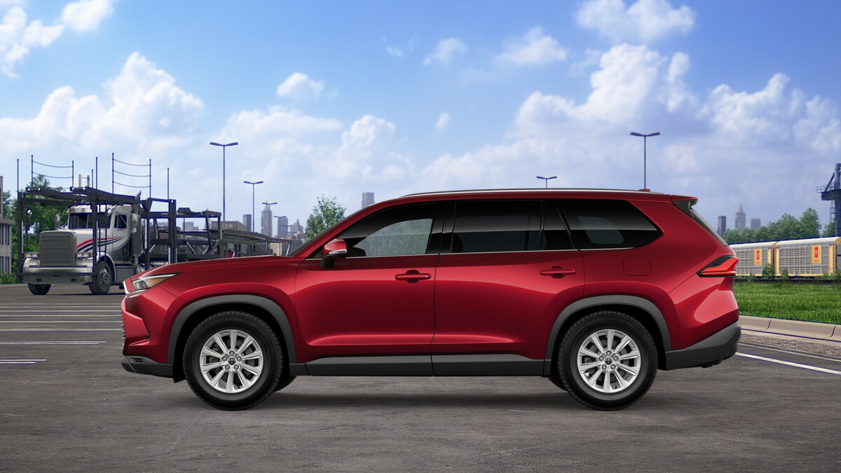 2026 Toyota Highlander XLE Hybrid photo 4