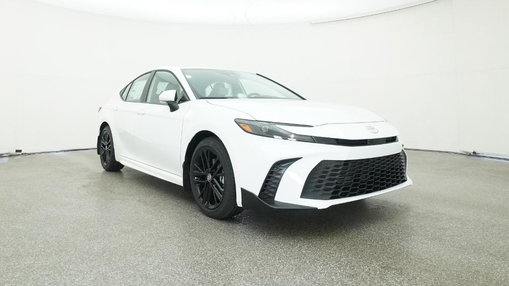 2026 Toyota Camry SE photo 15