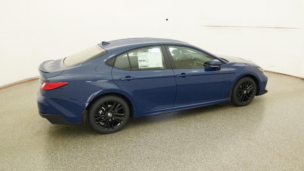 2025 Toyota Camry SE photo 2