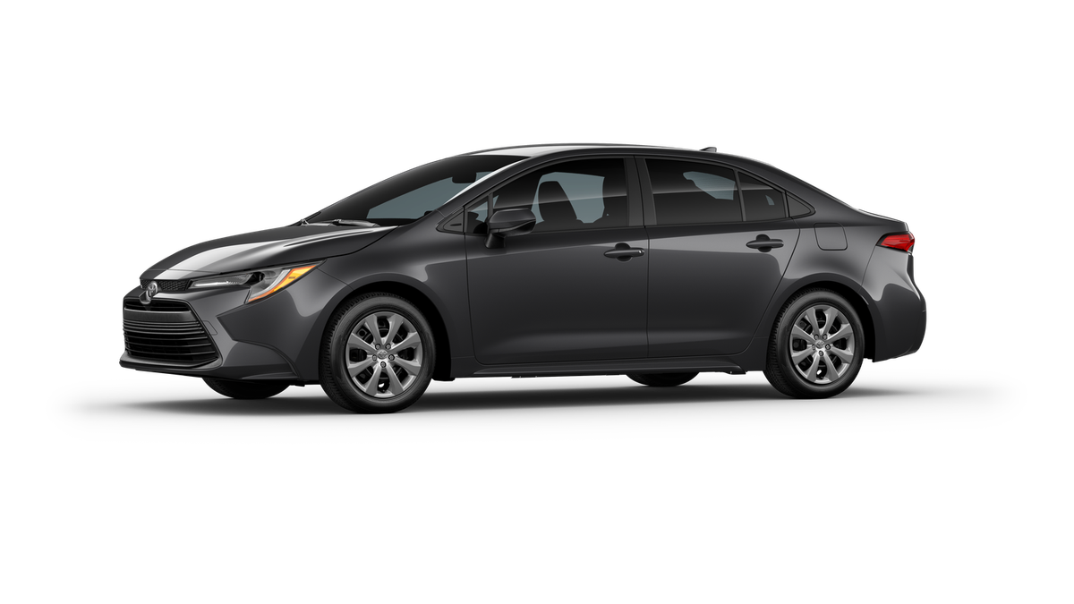 Toyota Corolla LE photo 3