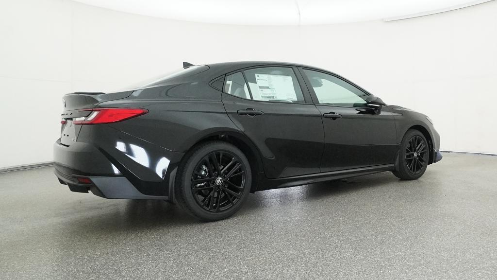 2026 Toyota Camry SE photo 15
