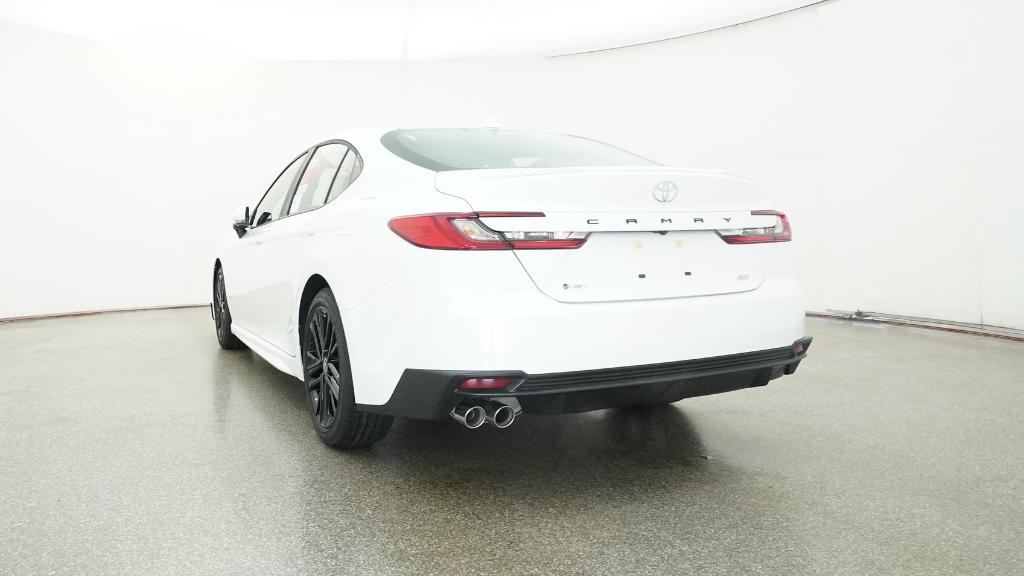 2025 Toyota Camry SE photo 4