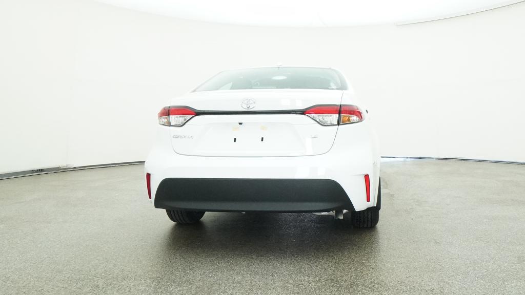 2025 Toyota Corolla LE photo 2