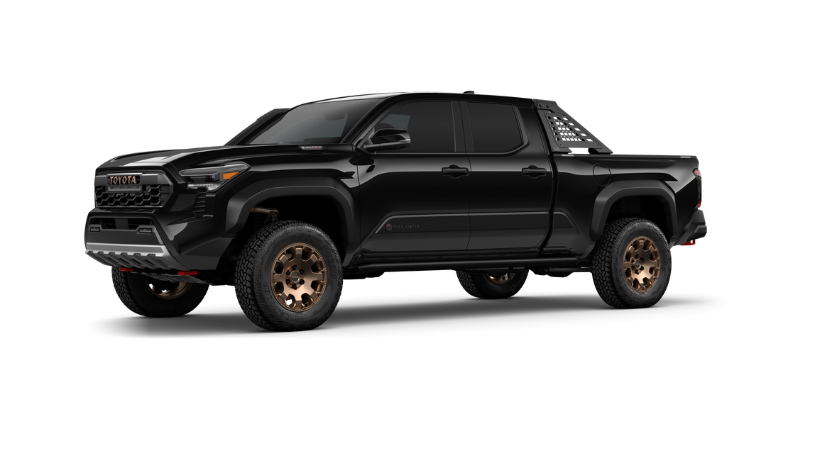 2025 Toyota Tacoma Trailhunter photo 2