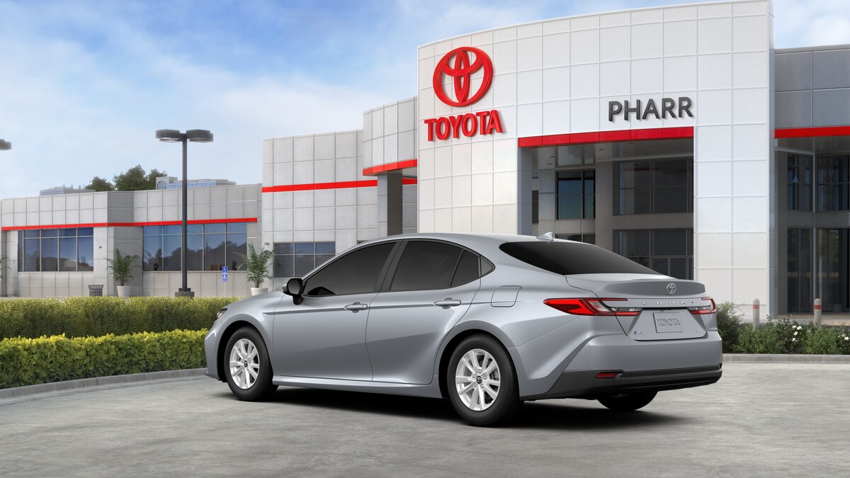 2025 Toyota Camry LE photo 10