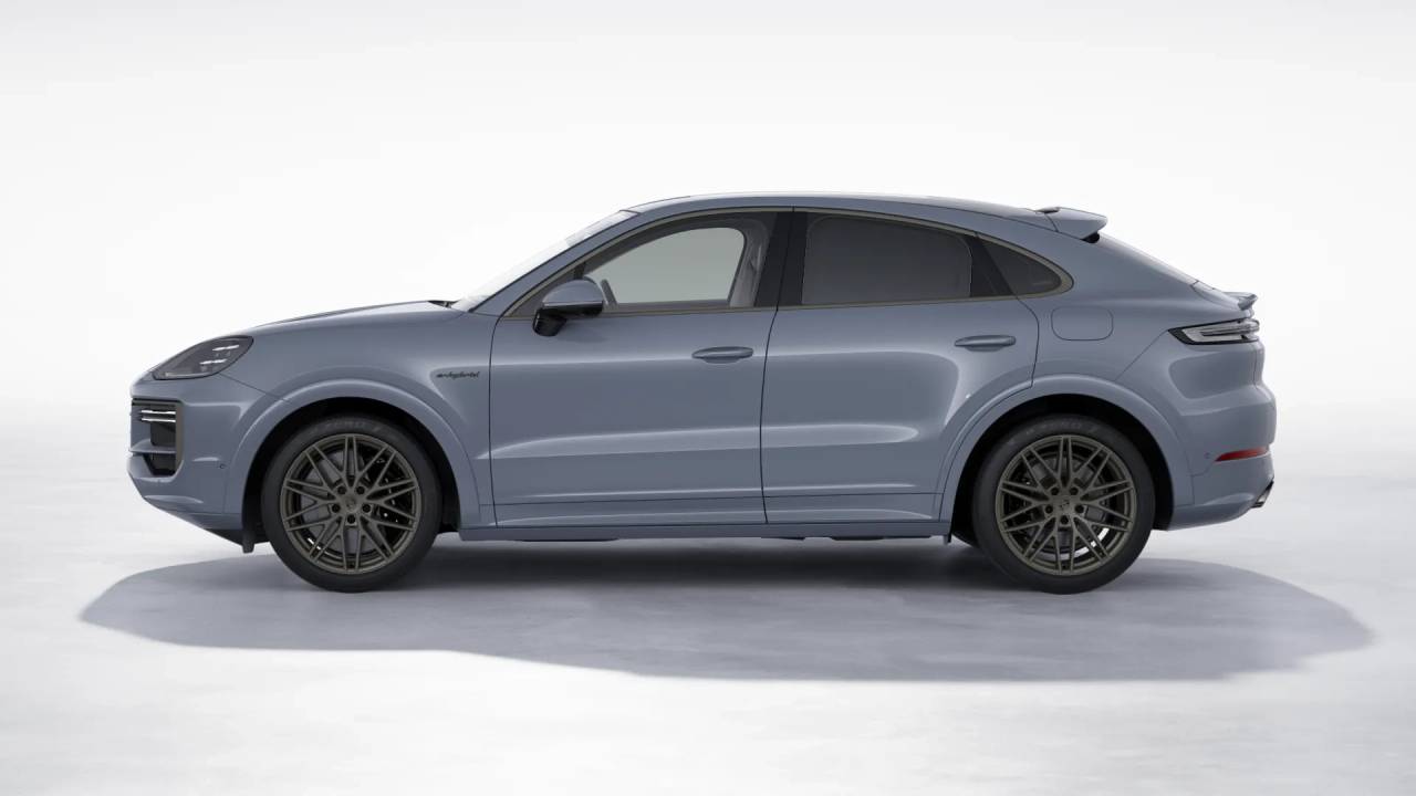 2025 Porsche Cayenne E-Hybrid Coupe photo 2