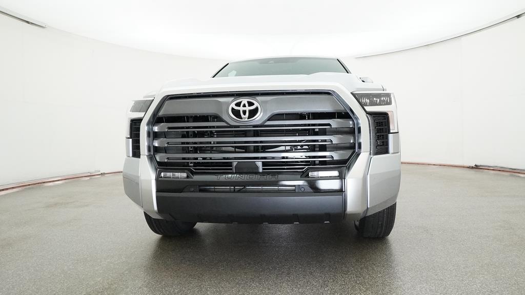 2025 Toyota Tundra Limited photo 3