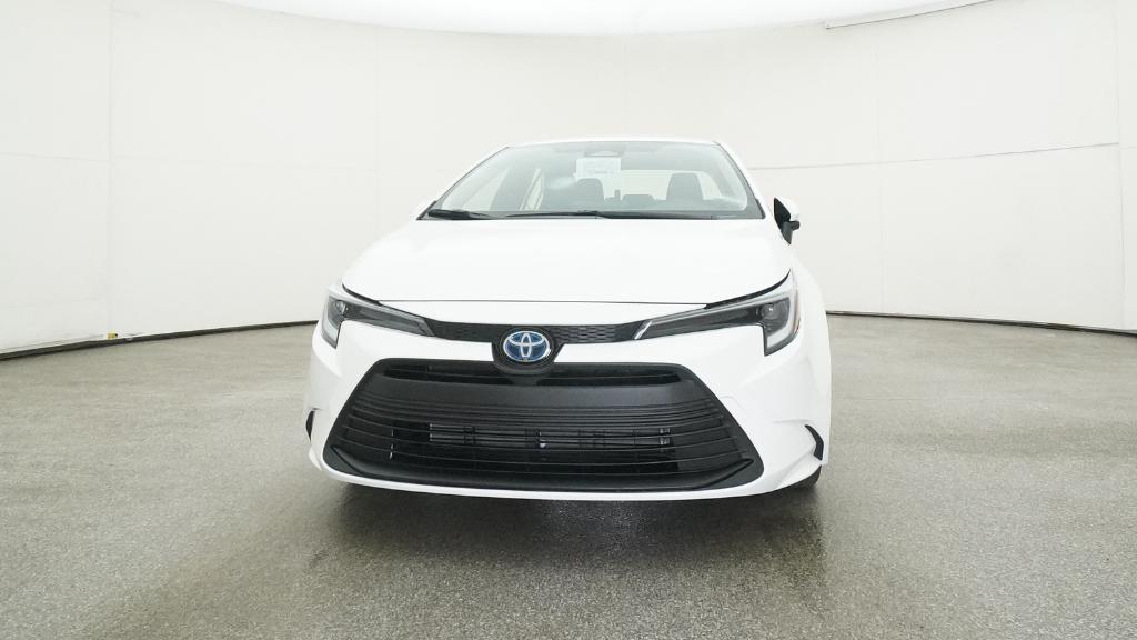 2025 Toyota Corolla Hybrid LE photo 9
