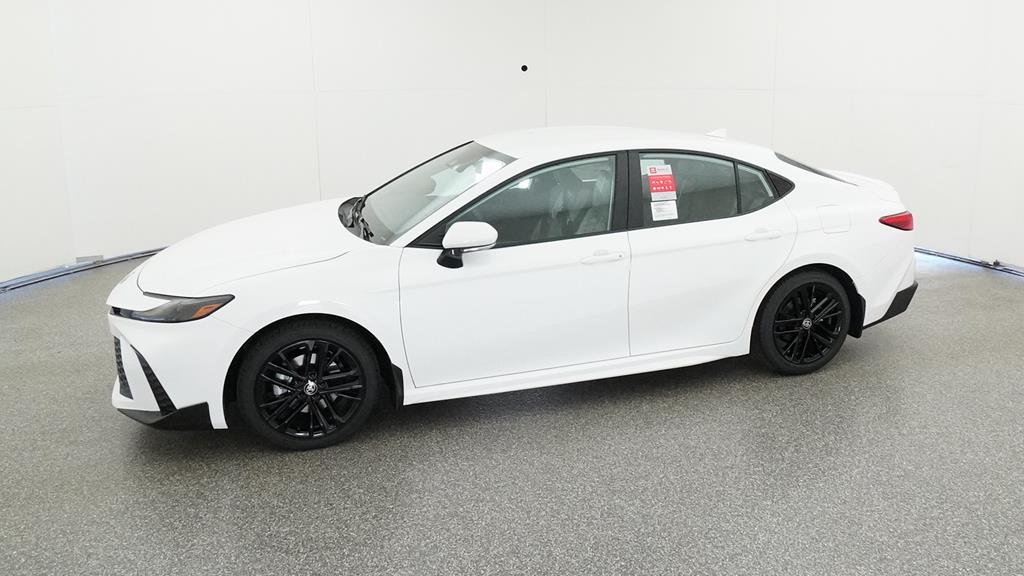 2025 Toyota Camry SE photo 31