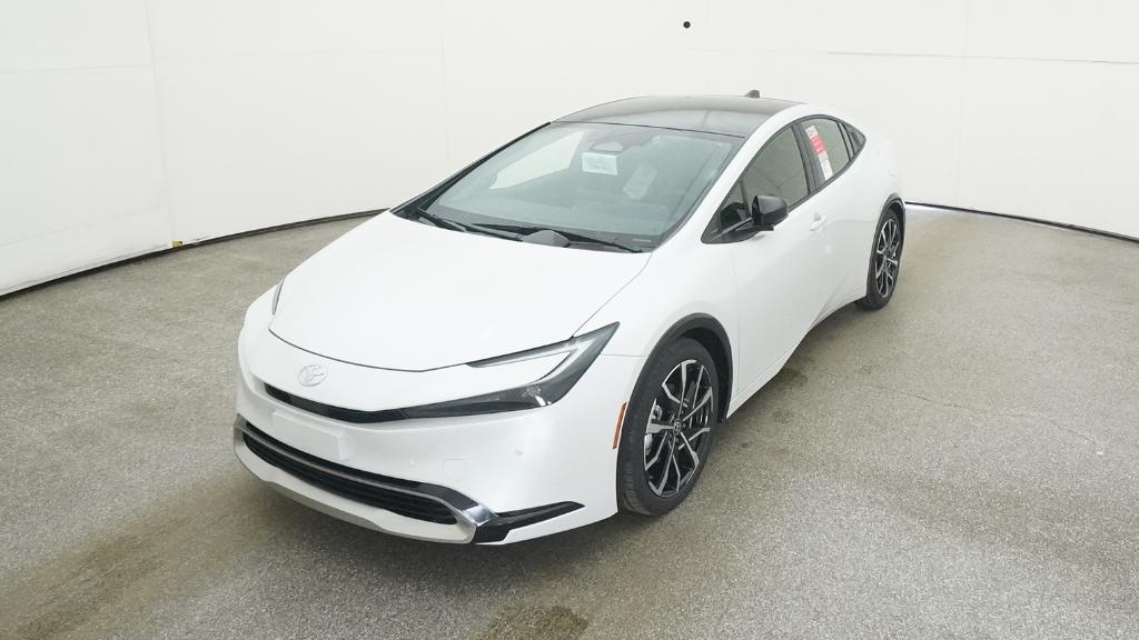2026 Toyota Prius Plug-in Hybrid XSE photo 11