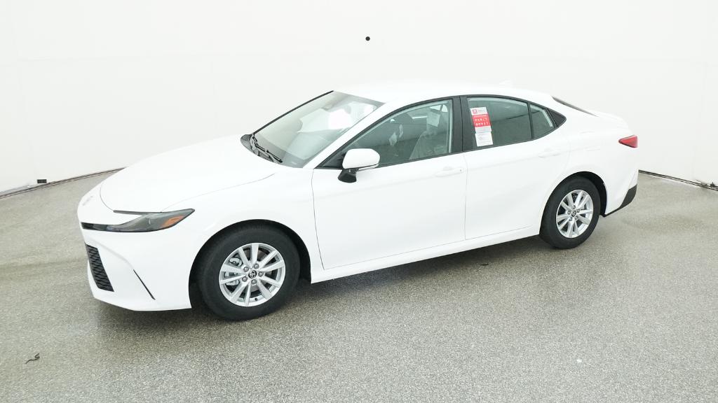 2025 Toyota Camry LE photo 11