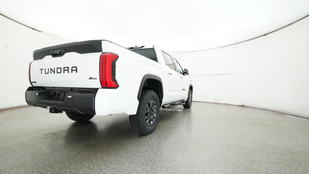 2026 Toyota Tundra SR5 CrewMax photo 11