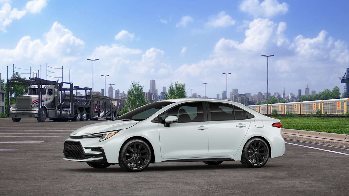 2025 Toyota Corolla SE photo 4