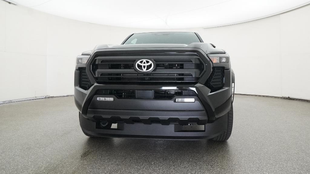 2025 Toyota Tacoma SR5 Double Cab photo 3