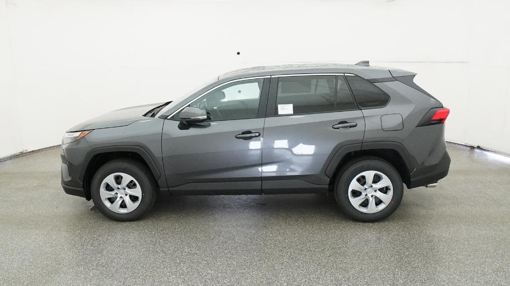 2025 Toyota RAV4 LE photo 4