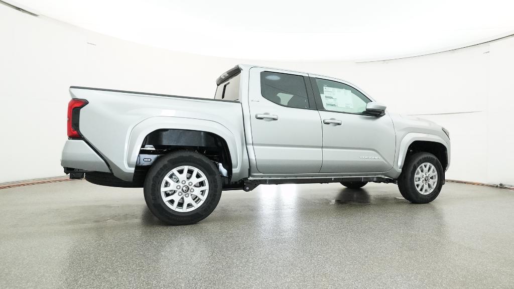 2025 Toyota Tacoma SR5 Double Cab photo 2