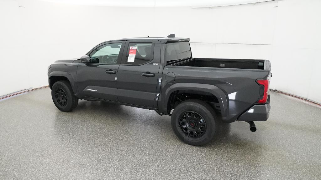 2025 Toyota Tacoma SR5 photo 9