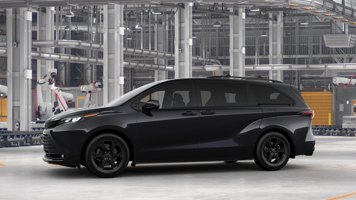 2025 Toyota Sienna Woodland Edition photo 2