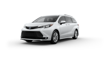 2025 Toyota Sienna XLE 7 PASSENGER