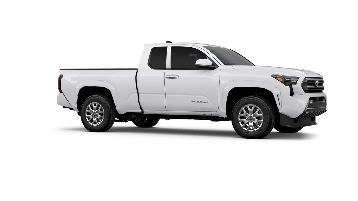 2025 Toyota Tacoma SR5 XtraCab photo 17