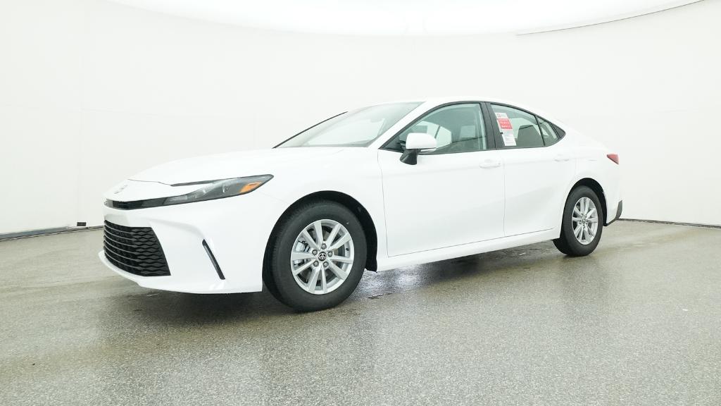 2025 Toyota Camry LE photo 17
