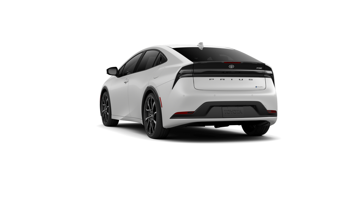 2025 Toyota Prius Plug-in Hybrid XSE photo 4