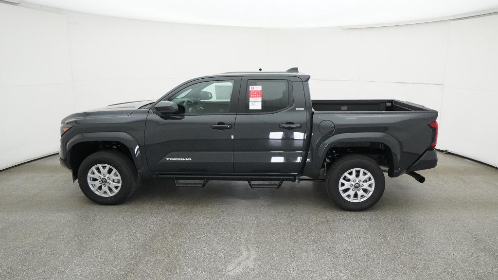 2025 Toyota Tacoma SR5 4x4 Double Cab photo 3