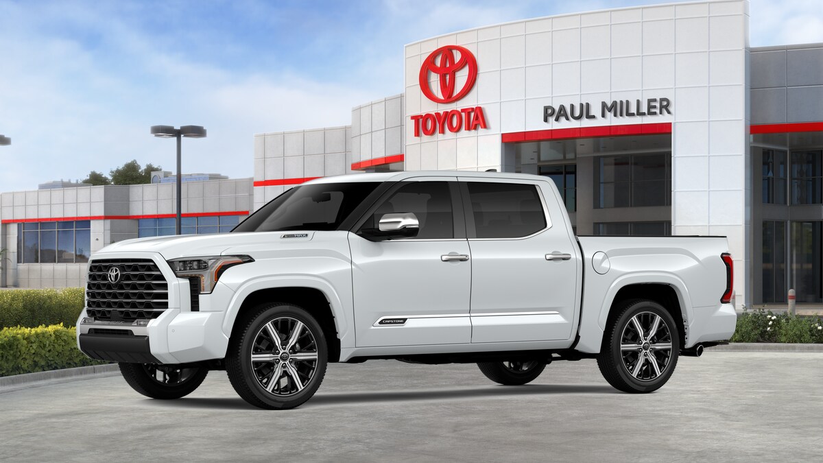 2025 Toyota Tundra CapStone CrewMax photo 2