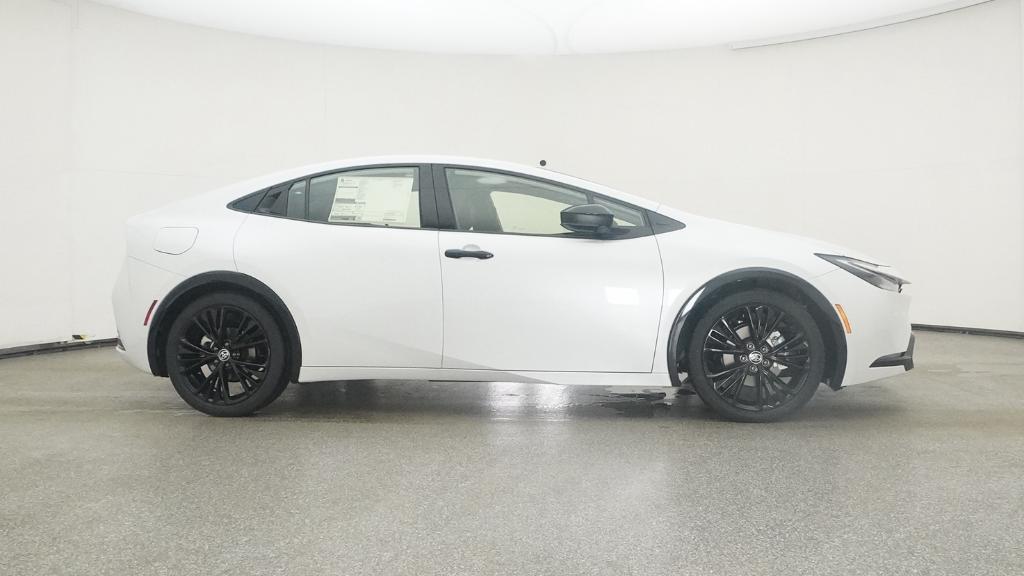 2026 Toyota Prius Plug-in Hybrid photo 13