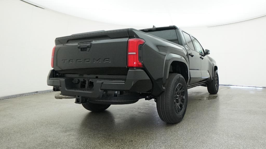 2025 Toyota Tacoma SR5 photo 13