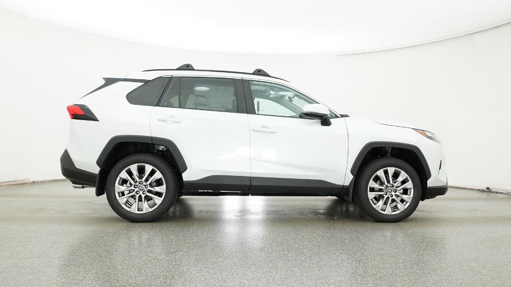 2025 Toyota RAV4 XLE Premium photo 4