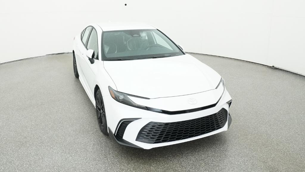 2025 Toyota Camry SE photo 10