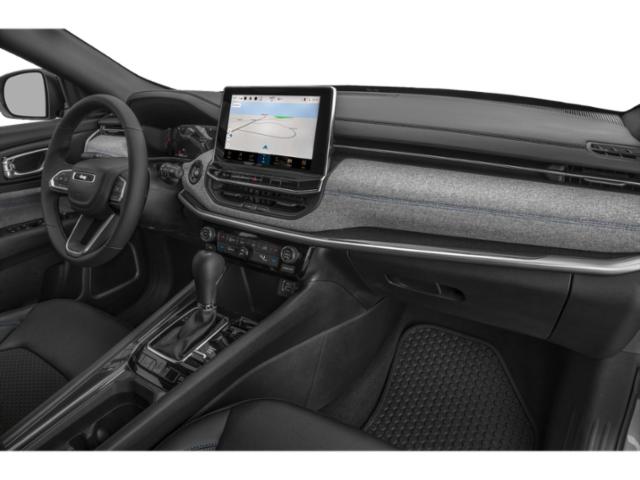 2026 Jeep Compass Latitude Altitude photo 14