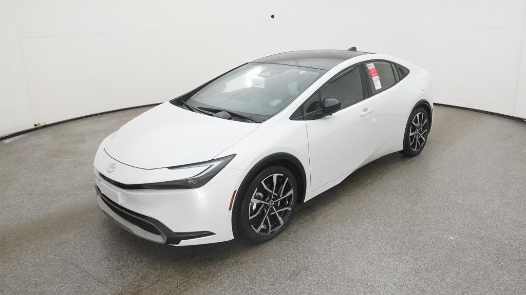 2026 Toyota Prius XSE's photo