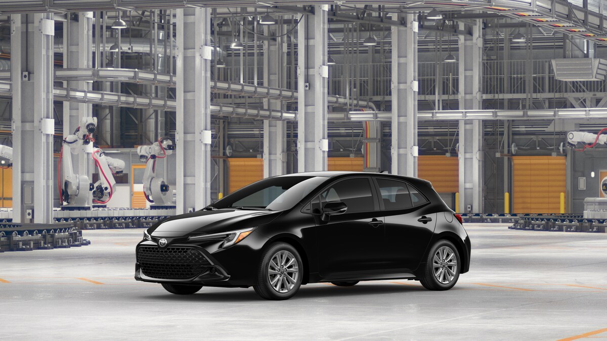 2025 Toyota Corolla SE photo 2