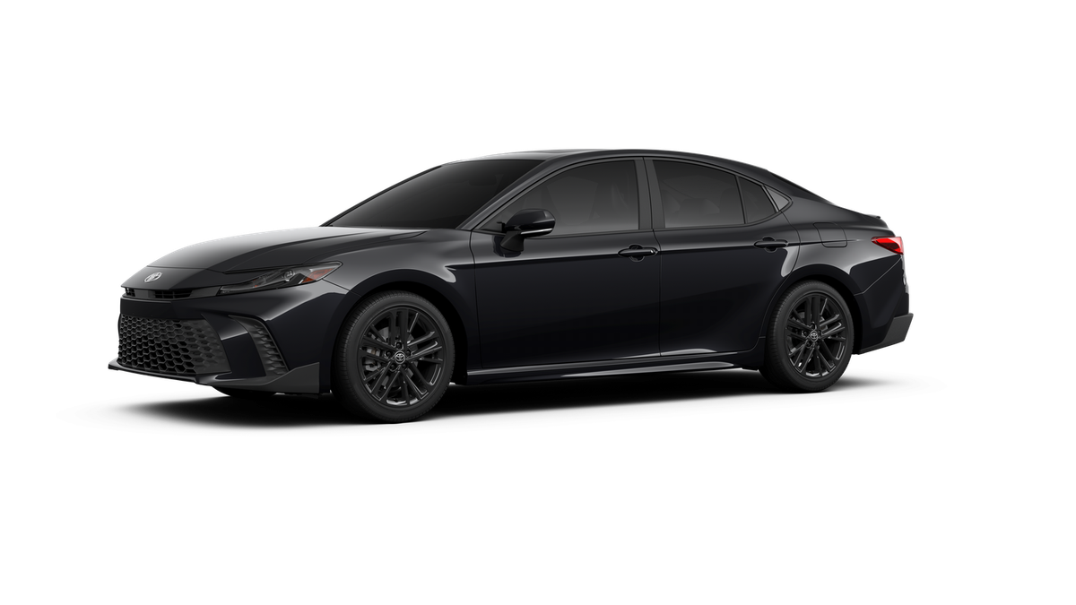 Toyota Camry SE photo 2